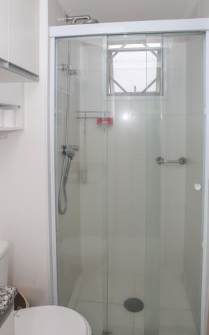 Apartamento à venda com 76m², 2 quartos e 2 vagas Apartamento à venda com 76m², 2 quartos e 2 vagasBanheiro Suíte