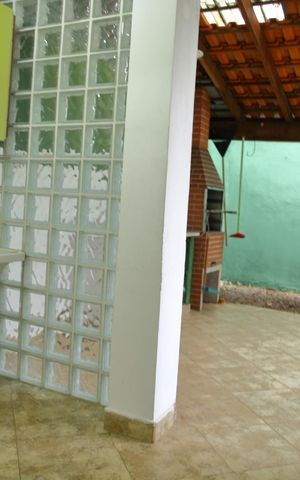 Casa à venda com 210m², 3 quartos e 2 vagasÁrea de Serviço