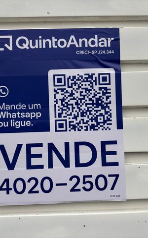 Casa à venda com 210m², 3 quartos e 2 vagas Casa à venda com 210m², 3 quartos e 2 vagasPlaca