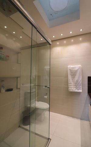 Apartamento à venda com 177m², 3 quartos e 3 vagasQuarto 2 - Suíte Banheiro
