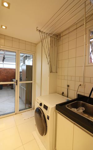 Apartamento à venda com 177m², 3 quartos e 3 vagasÁrea de Serviço