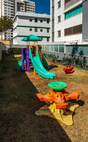 Apartamento à venda com 110m², 3 quartos e 2 vagasÁrea comum - Playground