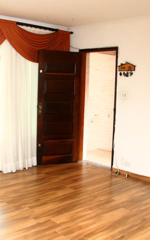 Casa para alugar com 320m², 2 quartos e 3 vagasSala