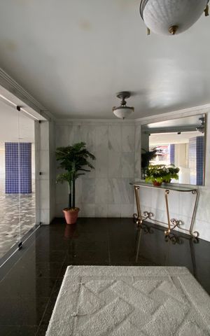 Apartamento à venda com 62m², 1 quarto e 1 vagaHall de entrada