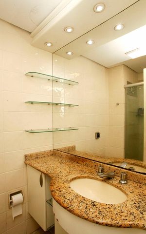 Apartamento à venda com 59m², 2 quartos e 1 vagaBanheiro Social