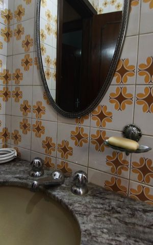 Casa à venda com 199m², 3 quartos e 3 vagasBanheiro Social