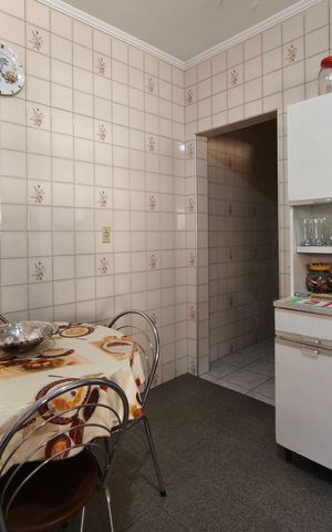 Casa à venda com 199m², 3 quartos e 3 vagasCozinha da Edícula
