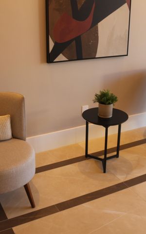 Apartamento à venda com 85m², 2 quartos e 3 vagasHall social