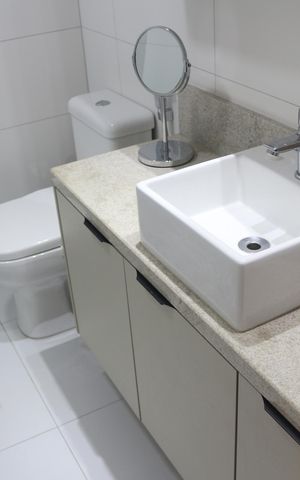 Apartamento à venda com 85m², 2 quartos e 3 vagasBanheiro da Suíte 2
