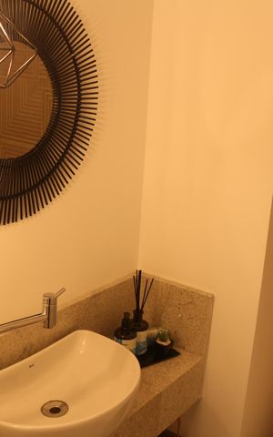 Apartamento à venda com 85m², 2 quartos e 3 vagasLavabo