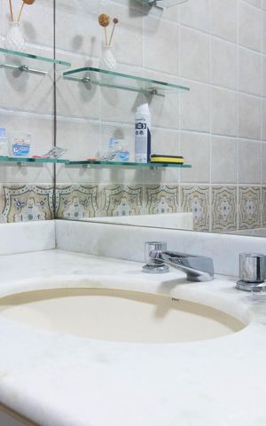 Casa à venda com 230m², 3 quartos e 4 vagasBanheiro Social