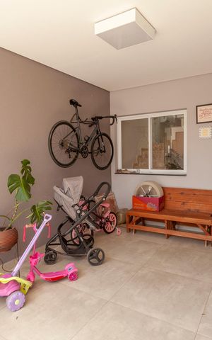 Casa à venda com 120m², 3 quartos e 2 vagasGaragem