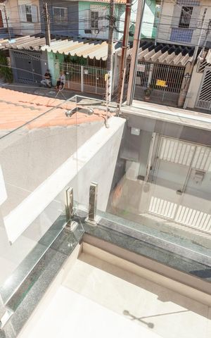 Casa à venda com 120m², 3 quartos e 2 vagasVaranda da Suite