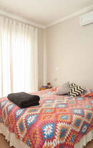 Casa à venda com 120m², 3 quartos e 2 vagasSuíte