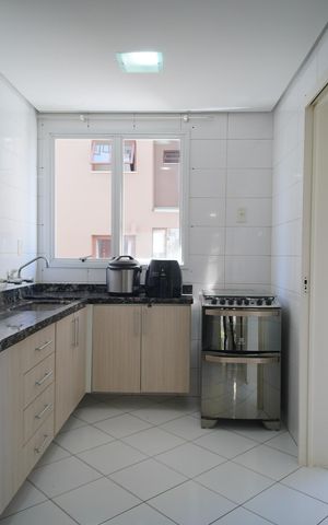 Apartamento à venda com 130m², 3 quartos e 2 vagasCozinha