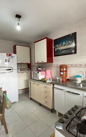 Casa à venda com 250m², 2 quartos e 3 vagas Casa à venda com 250m², 2 quartos e 3 vagasCozinha