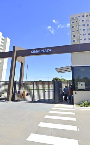 Apartamento para alugar com 48m², 2 quartos e 1 vaga Apartamento para alugar com 48m², 2 quartos e 1 vagaFachada