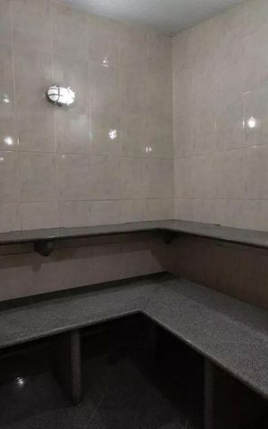 Apartamento à venda com 245m², 5 quartos e 4 vagas Apartamento à venda com 245m², 5 quartos e 4 vagasSaúna