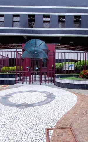 Apartamento à venda com 245m², 5 quartos e 4 vagas Apartamento à venda com 245m², 5 quartos e 4 vagasFachada do Condomínio