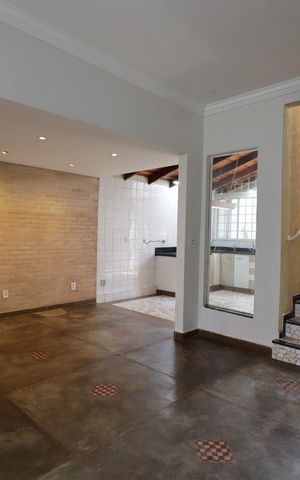 Casa para alugar com 450m², 4 quartos e 4 vagasSala de Jantar