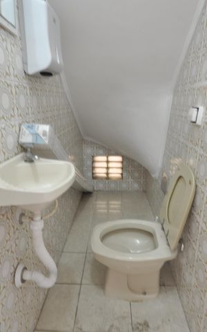 Casa para alugar com 200m², 3 quartos e 2 vagasLavabo