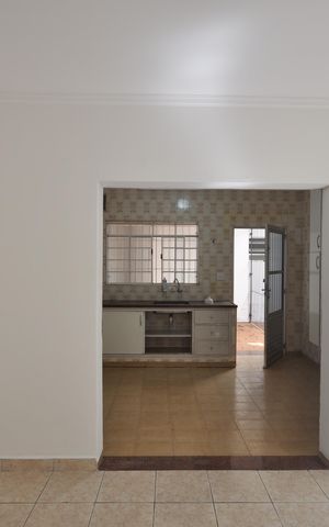Casa para alugar com 200m², 3 quartos e 2 vagasCopa