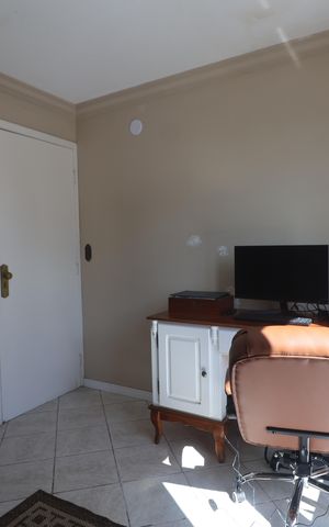 Apartamento à venda com 360m², 4 quartos e 2 vagasQuarto 2