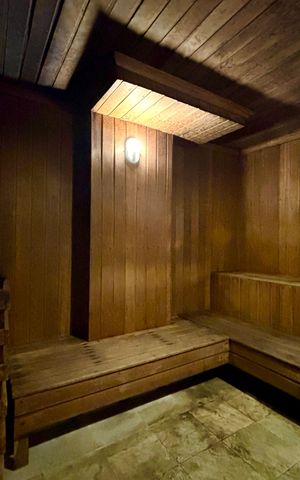 Apartamento para alugar com 180m², 2 quartos e 2 vagas Apartamento para alugar com 180m², 2 quartos e 2 vagasÁrea comum - sauna