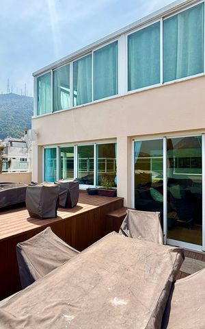 Apartamento para alugar com 180m², 2 quartos e 2 vagas Apartamento para alugar com 180m², 2 quartos e 2 vagasCobertura