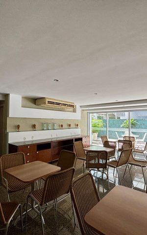 Apartamento para alugar com 180m², 2 quartos e 2 vagas Apartamento para alugar com 180m², 2 quartos e 2 vagasÁrea comum