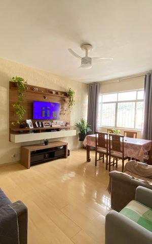 Apartamento à venda com 93m², 3 quartos e 1 vaga Apartamento à venda com 93m², 3 quartos e 1 vagaSala