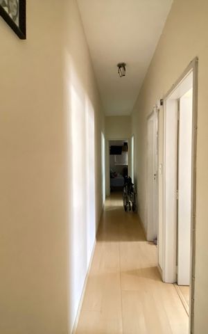Apartamento à venda com 93m², 3 quartos e 1 vaga Apartamento à venda com 93m², 3 quartos e 1 vagaCorredor
