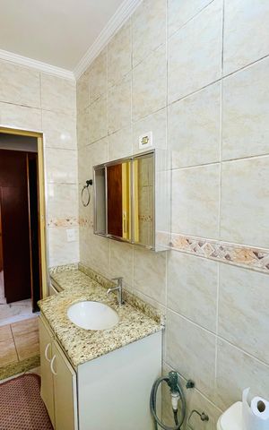Apartamento à venda com 52m², 2 quartos e 1 vaga Apartamento à venda com 52m², 2 quartos e 1 vagaBanheiro