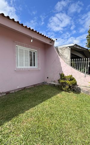 Casa à venda com 100m², 2 quartos e 2 vagas Casa à venda com 100m², 2 quartos e 2 vagasÁrea Externa