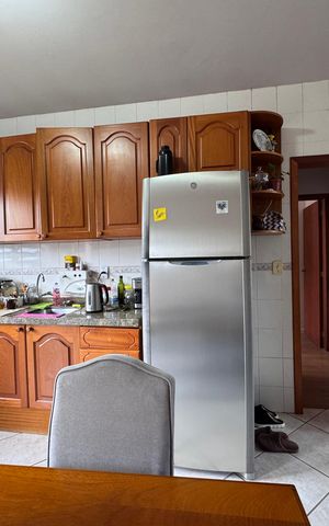 Casa à venda com 100m², 2 quartos e 2 vagas Casa à venda com 100m², 2 quartos e 2 vagasCozinha