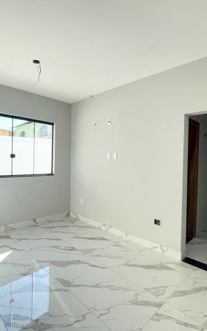 Casa à venda com 130m², 3 quartos e 2 vagasSuíte