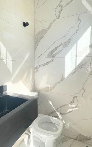 Casa à venda com 130m², 3 quartos e 2 vagasLavabo