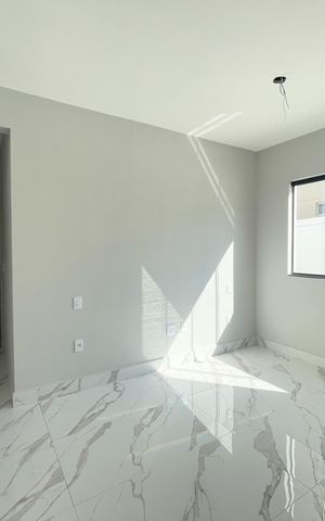 Casa à venda com 130m², 3 quartos e 2 vagasSuíte