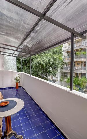 Casa à venda com 280m², 4 quartos e 2 vagas Casa à venda com 280m², 4 quartos e 2 vagasVaranda Suíte master