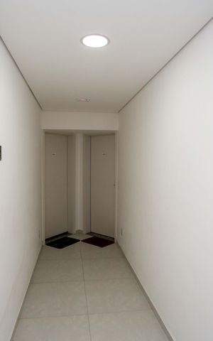 Apartamento à venda com 46m², 2 quartos e 1 vagaHall de entrada