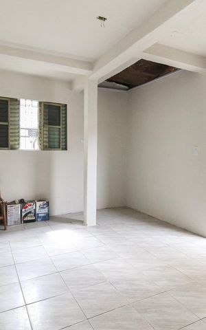 Casa à venda com 121m², 2 quartos e 1 vaga Casa à venda com 121m², 2 quartos e 1 vagaSala