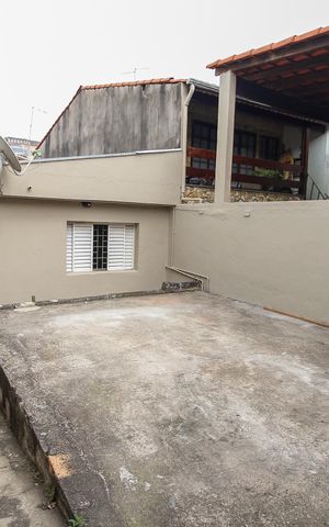 Casa à venda com 121m², 2 quartos e 1 vaga Casa à venda com 121m², 2 quartos e 1 vagaGaragem