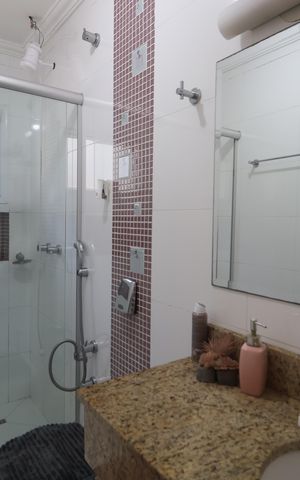 Casa à venda com 355m², 5 quartos e 4 vagasBanheiro