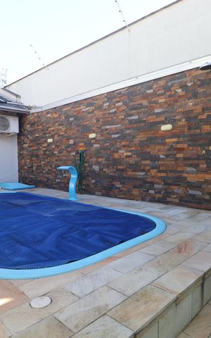Casa à venda com 355m², 5 quartos e 4 vagasPiscina