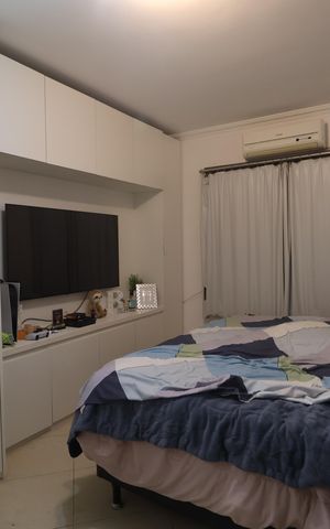 Casa à venda com 355m², 5 quartos e 4 vagasQuarto suíte