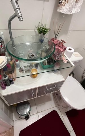 Apartamento à venda com 60m², 3 quartos e 1 vaga Apartamento à venda com 60m², 3 quartos e 1 vagaBanheiro