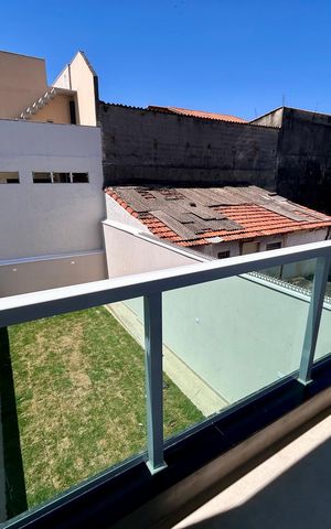 Casa à venda com 135m², 4 quartos e 3 vagas Casa à venda com 135m², 4 quartos e 3 vagasVista do Quarto 1