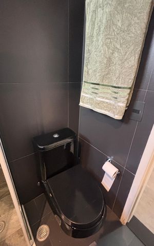 Apartamento à venda com 97m², 2 quartos e 3 vagas Apartamento à venda com 97m², 2 quartos e 3 vagasBanheiro Social