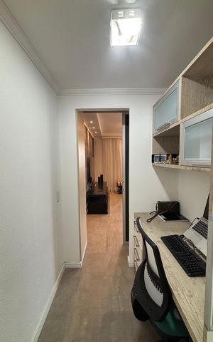 Apartamento à venda com 97m², 2 quartos e 3 vagas Apartamento à venda com 97m², 2 quartos e 3 vagasEscritório