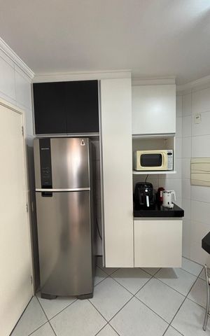 Apartamento à venda com 97m², 2 quartos e 3 vagas Apartamento à venda com 97m², 2 quartos e 3 vagasCozinha